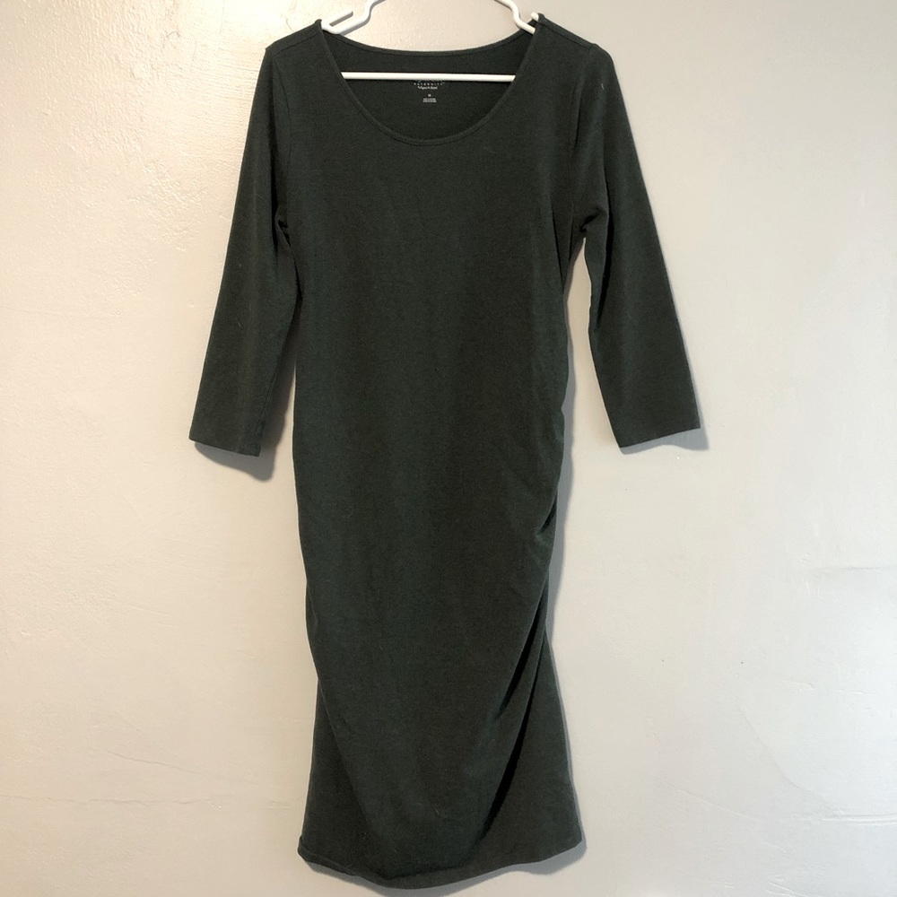 🌸 Isabel maternity quarter sleeve midi dress